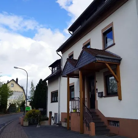 Holiday home Eifelferienhaus Thome Lissendorf